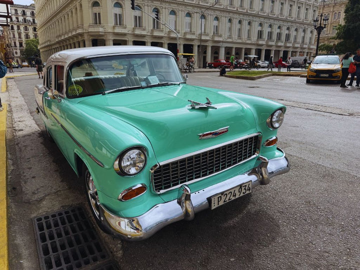 The Havana Way to Light a Cigar