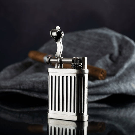 Sisuman Soft Flame Lighter for cigars, Lifestyle