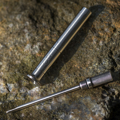 Pipe smoking multi tool by Sisuman